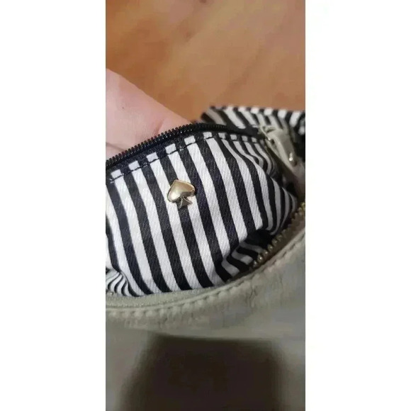 Kate Spade New York Genuine super soft pebble leather shoulder bag large in size - Picture 6 of 7